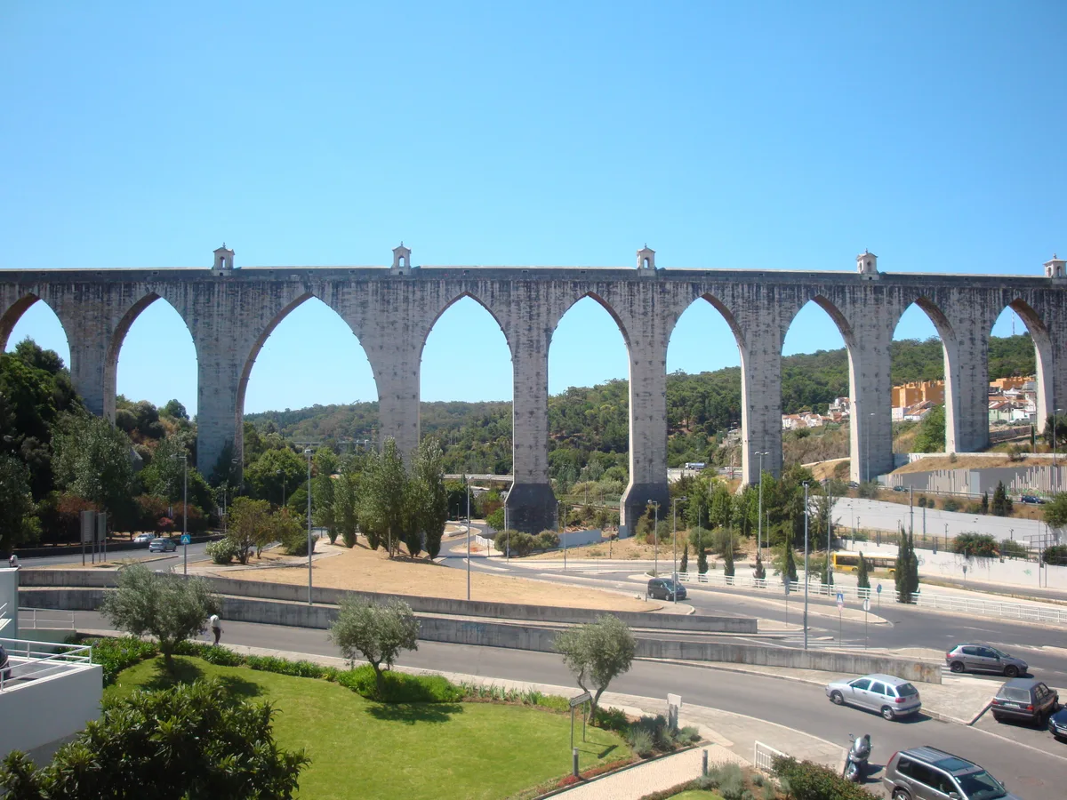 Águas Livres Aqueduct in Lisbon - The 58-kilometre stone aqueduct of King João V, whose great arches stride across the Alcântara valley