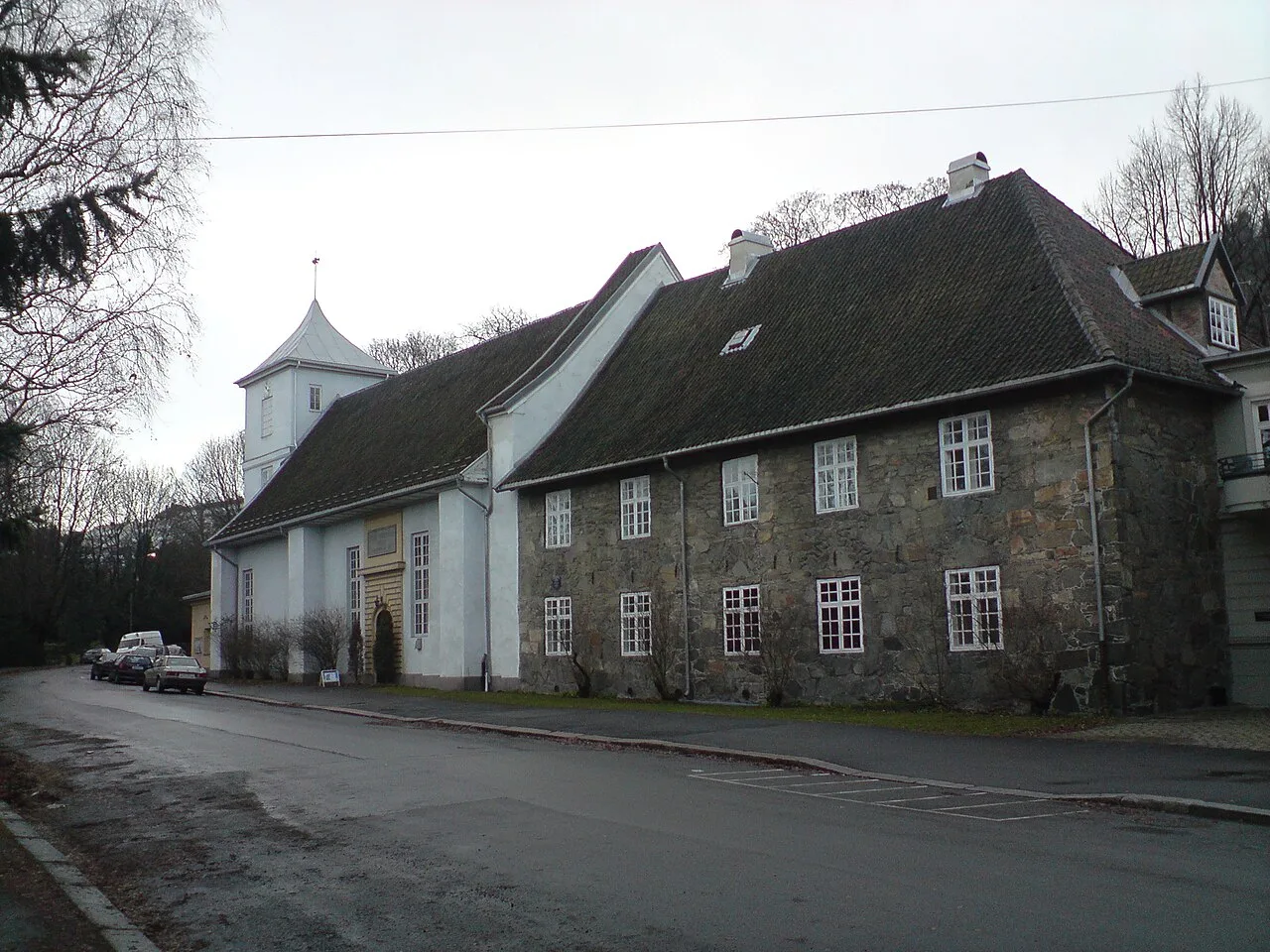 Gamlebyen Church in Oslo - A red-brick church in Louis XVI style with a tower placed centrally on its eastern facade...