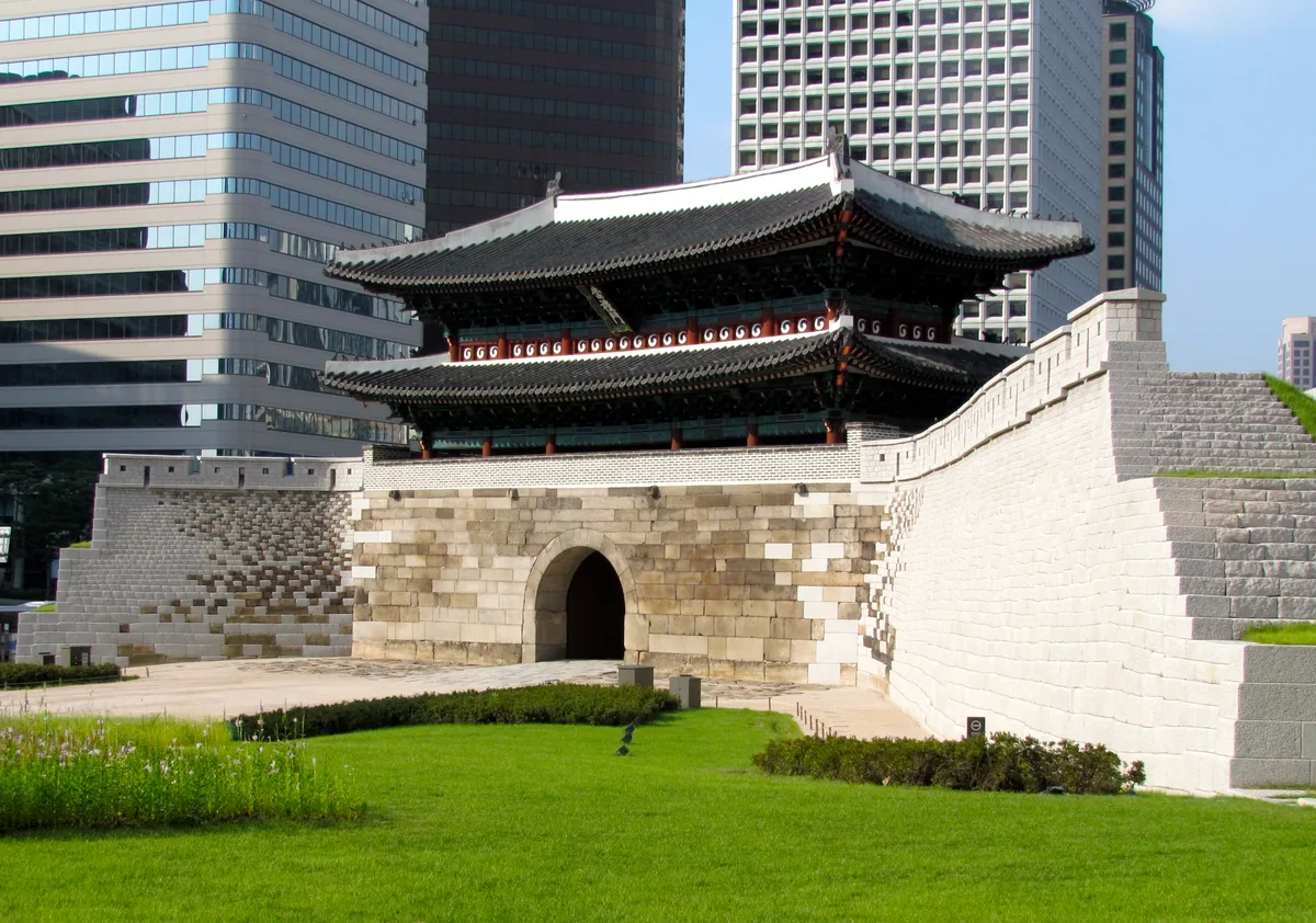 Namdaemun (Sungnyemun Gate)