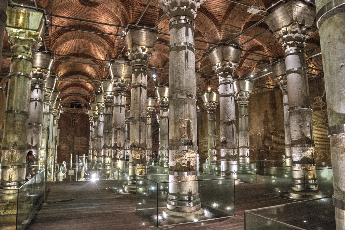 Şerefiye Cistern in Istanbul - A 5th-century stone-and-brick chamber reached below street level, its grid of tall...