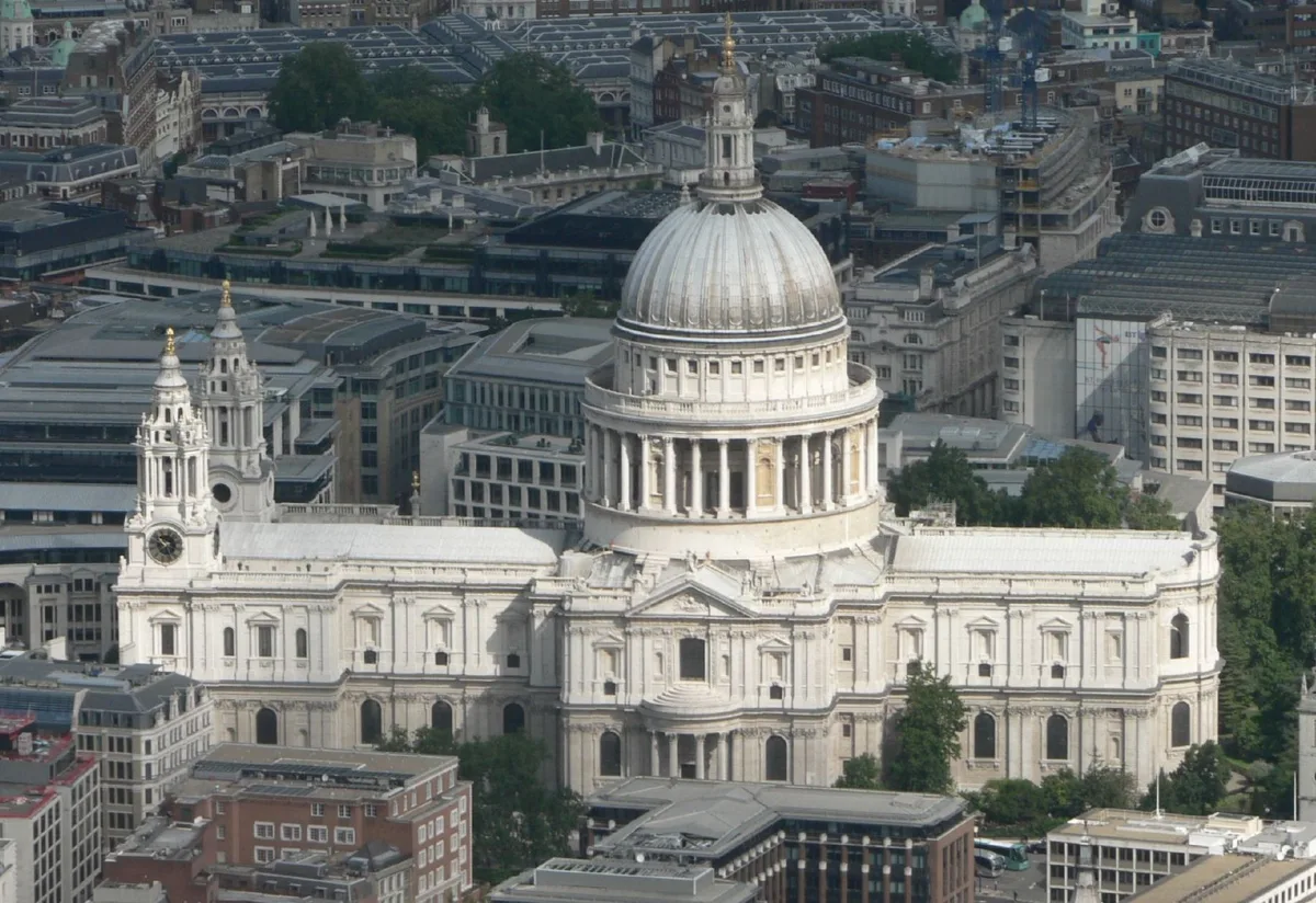 St. Paul's Cathedral in London - A massive English Baroque cathedral crowned by one of the largest cathedral domes in...